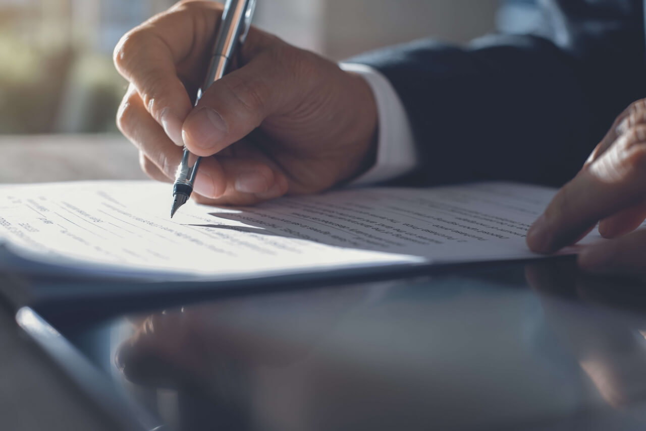 Tie-in periods in Greenwich estate agency contracts